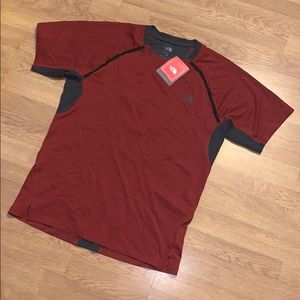 NWT The North Face Kilowatt Short Sleeve Shirt